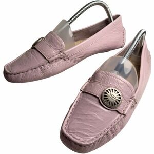 UGG Ansley Leather Shearling Lined Mocs Slippers Metal Logo Button Sz 9 Blush